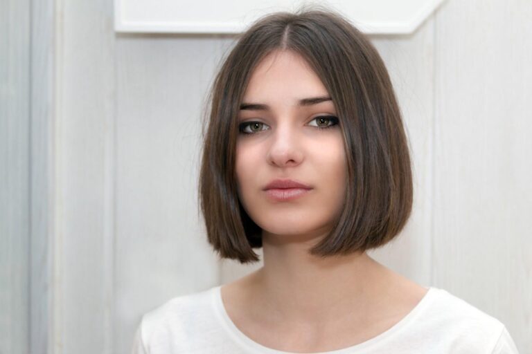 Asymmetrical Bob Weaves: Hairstyle That Fits Every Face